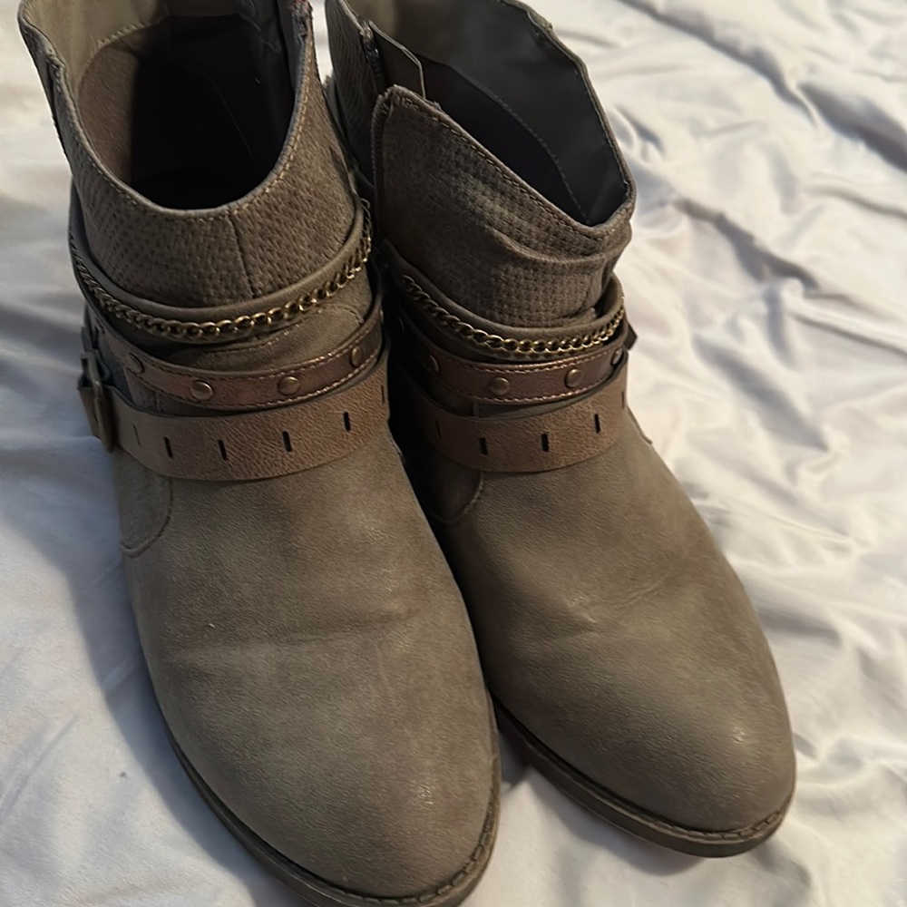 Womens booties